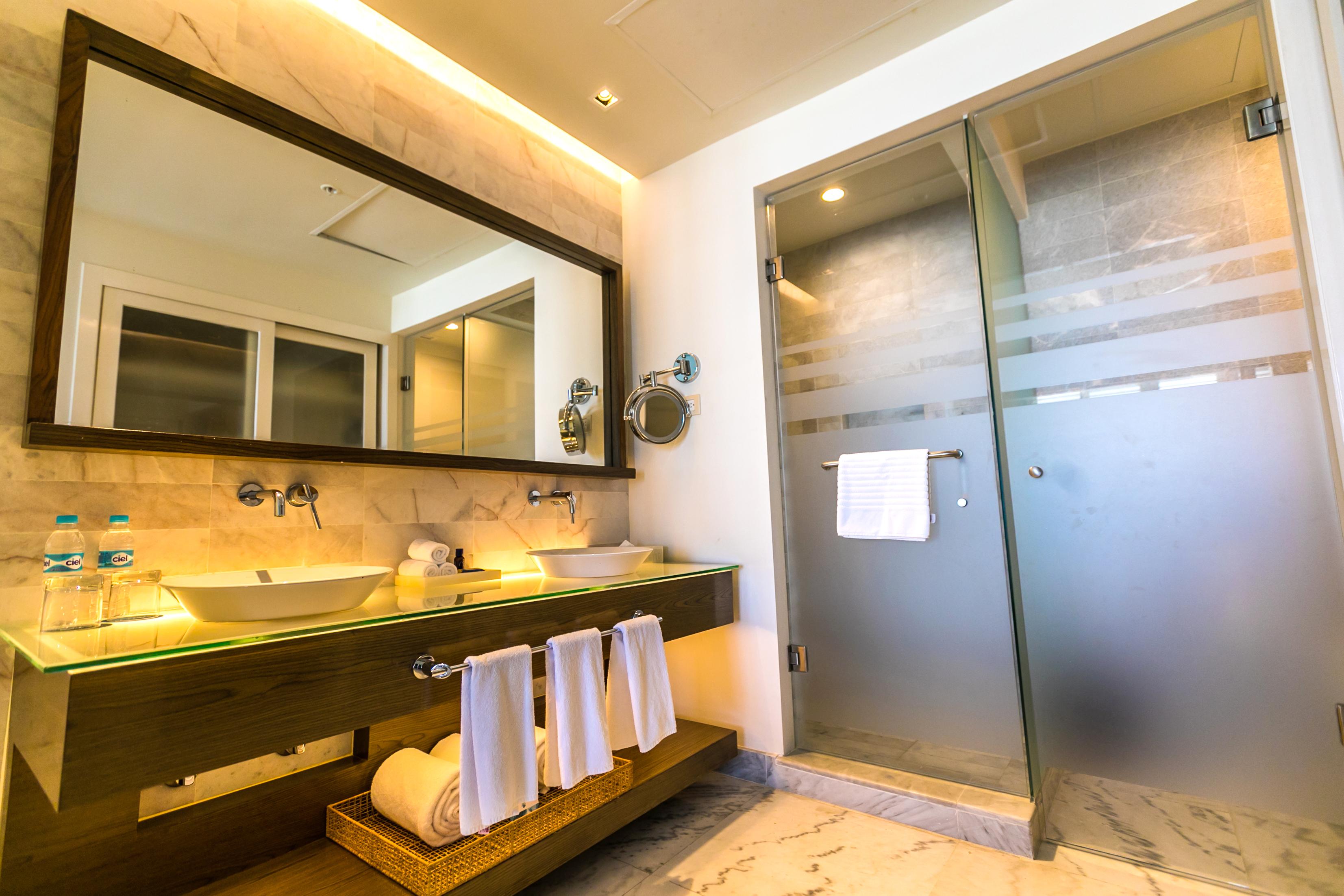 Palacio Mundo Imperial Riviera Diamante Acapulco Extérieur photo A bathroom in a hotel