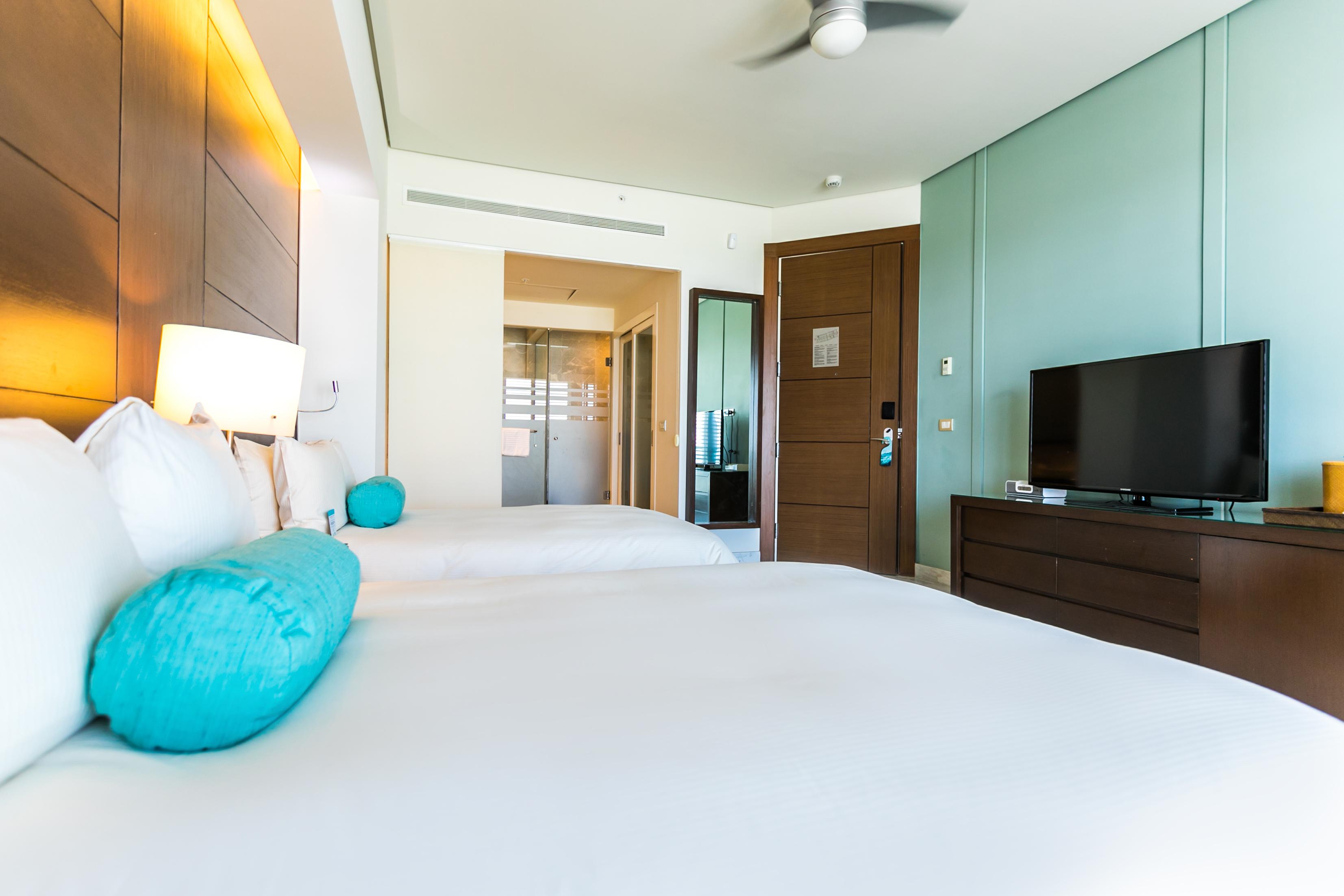 Palacio Mundo Imperial Riviera Diamante Acapulco Extérieur photo A bedroom at the hotel