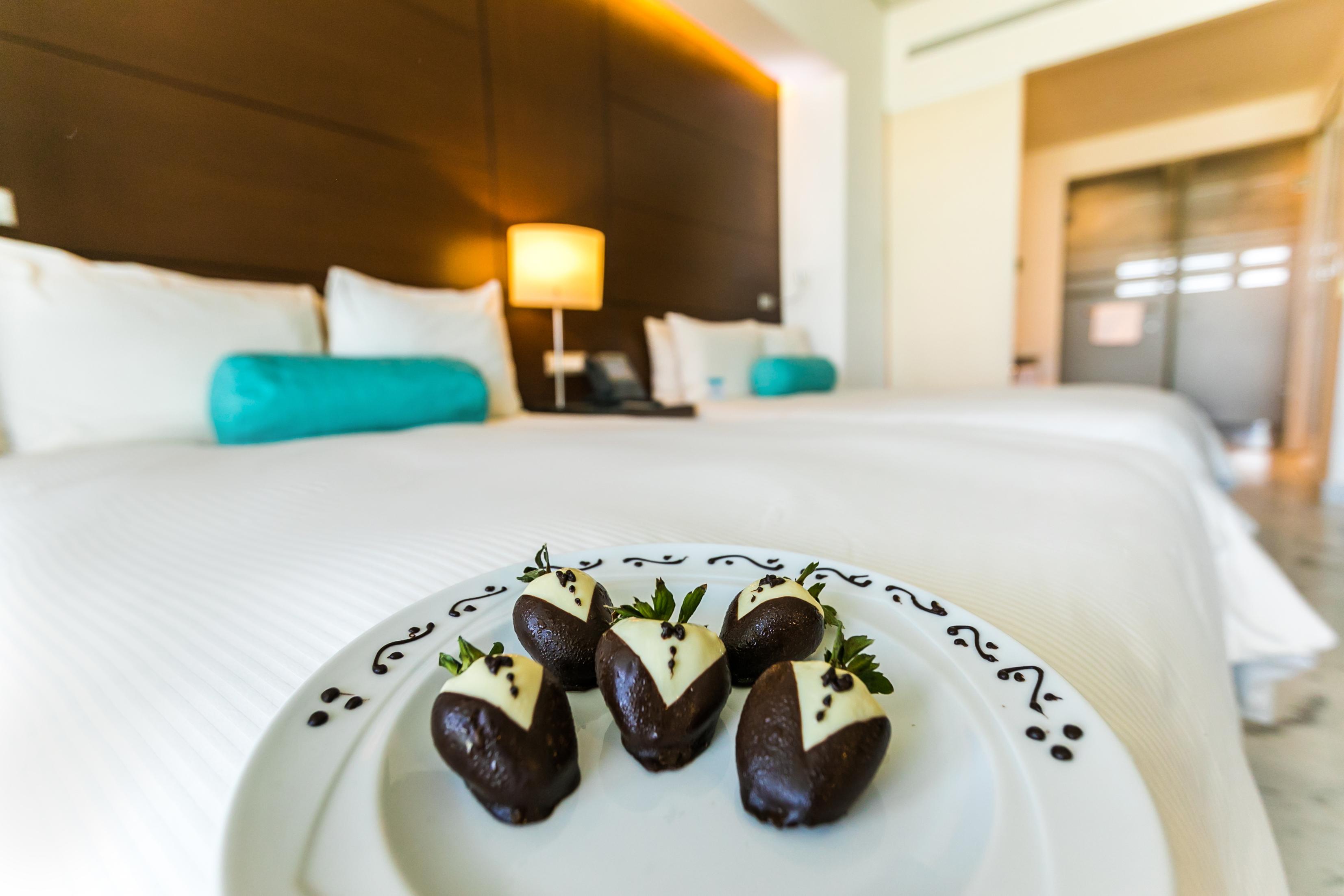 Palacio Mundo Imperial Riviera Diamante Acapulco Extérieur photo Chocolate-covered strawberries