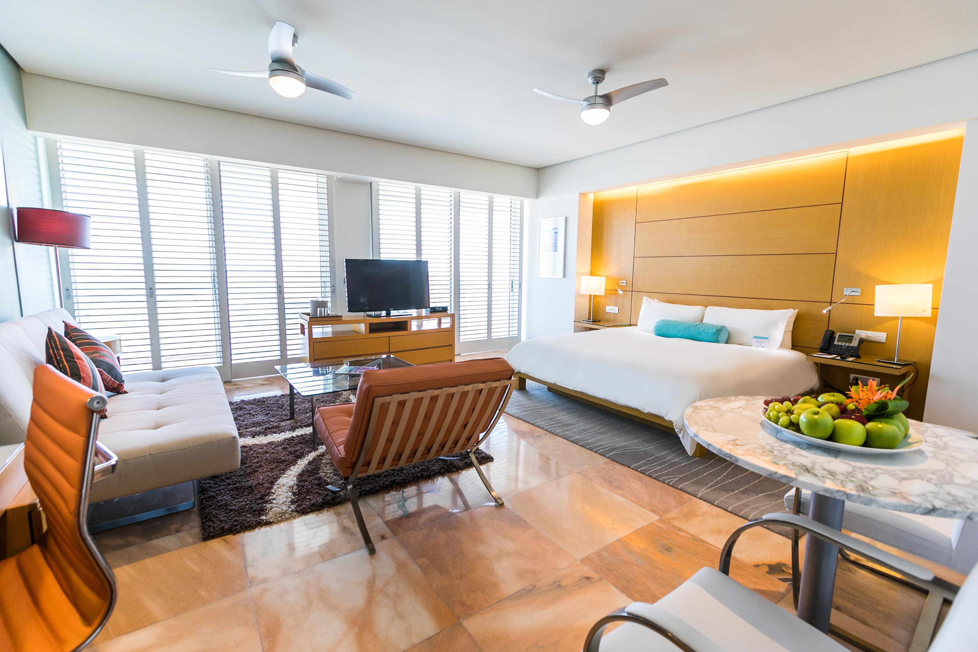 Palacio Mundo Imperial Riviera Diamante Acapulco Extérieur photo A typical studio apartment