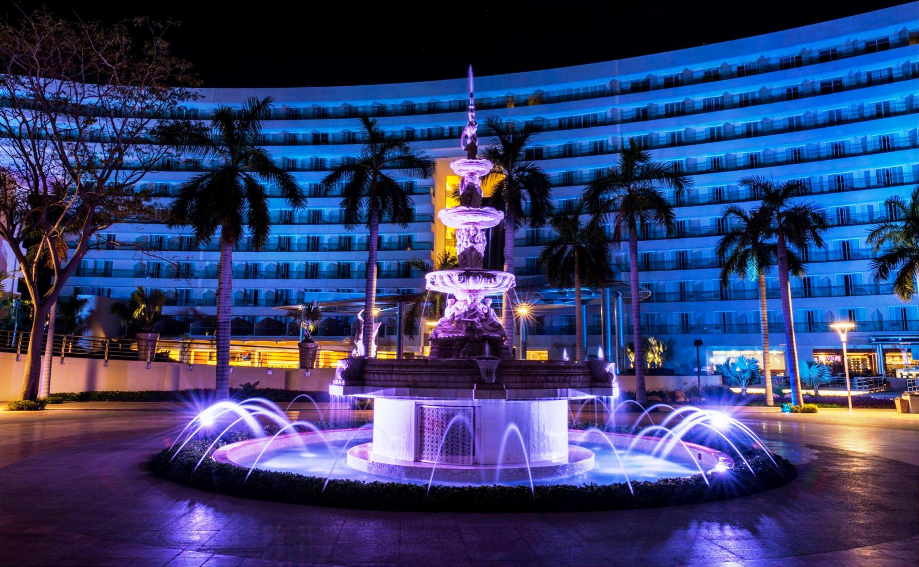 Palacio Mundo Imperial Riviera Diamante Acapulco Extérieur photo Fountain at the Royal Plaza Hotel
