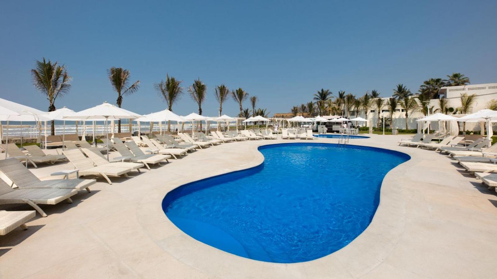Palacio Mundo Imperial Riviera Diamante Acapulco Extérieur photo The swimming pool at the Iberostar Grand Hotel